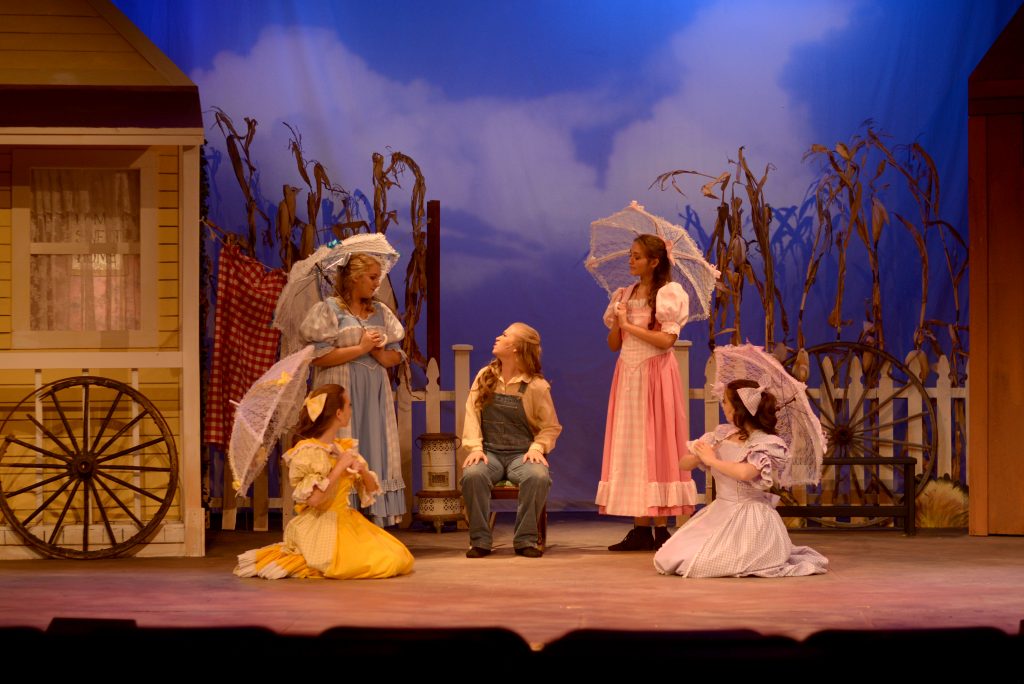 Grace Arts Opens 11th Season with ‘Oklahoma!’