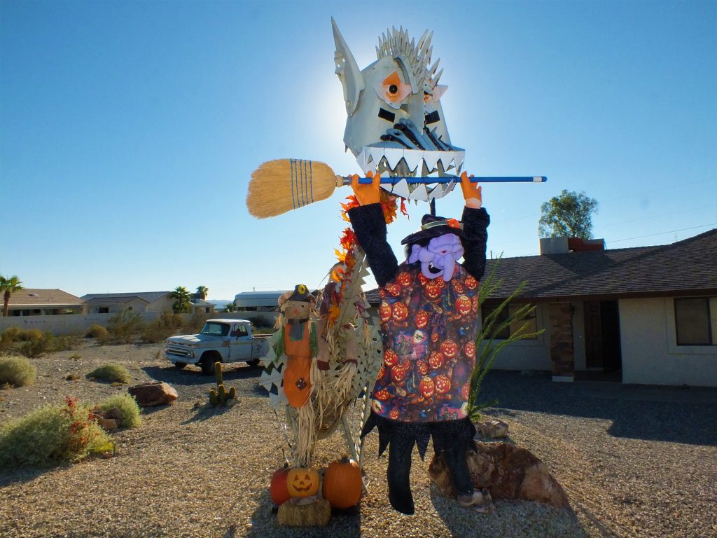 Meet Lake Havasu’s Friendly Neighborhood Dinosaur