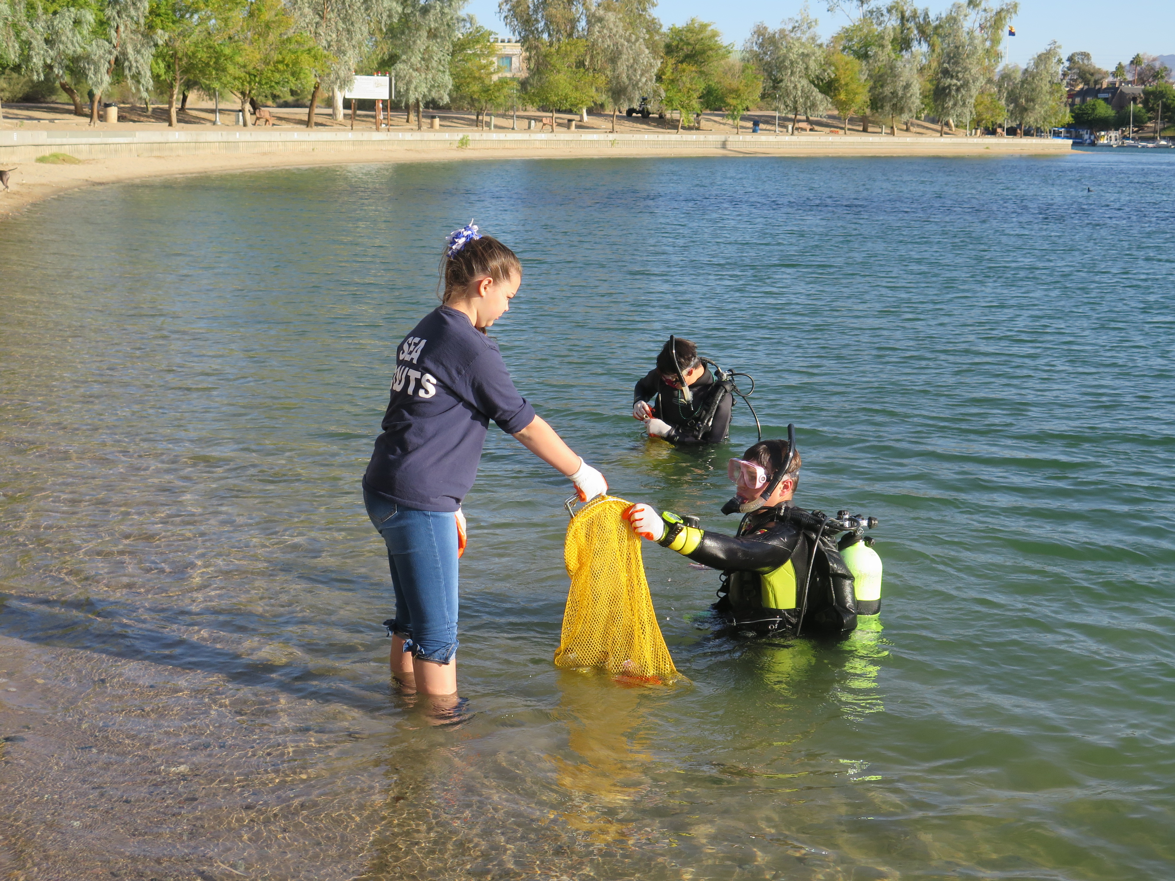 10th Annual Under The Bridge Underwater Cleanup Nets Dubious Treasures