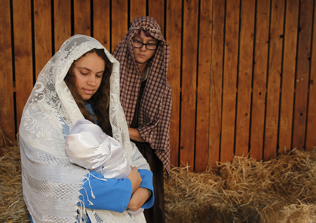 LIVE DRIVE THROUGH NATIVITY