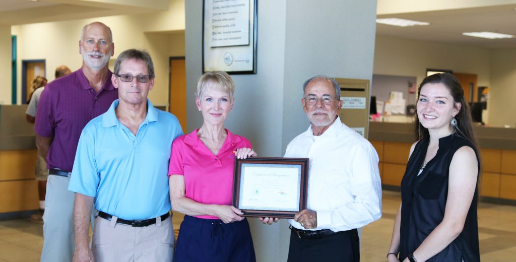 Mayor Recognizes Local Residents For Water Conservation Efforts