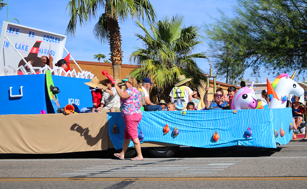 London Bridge Days Parade Features More Than 80 Entries