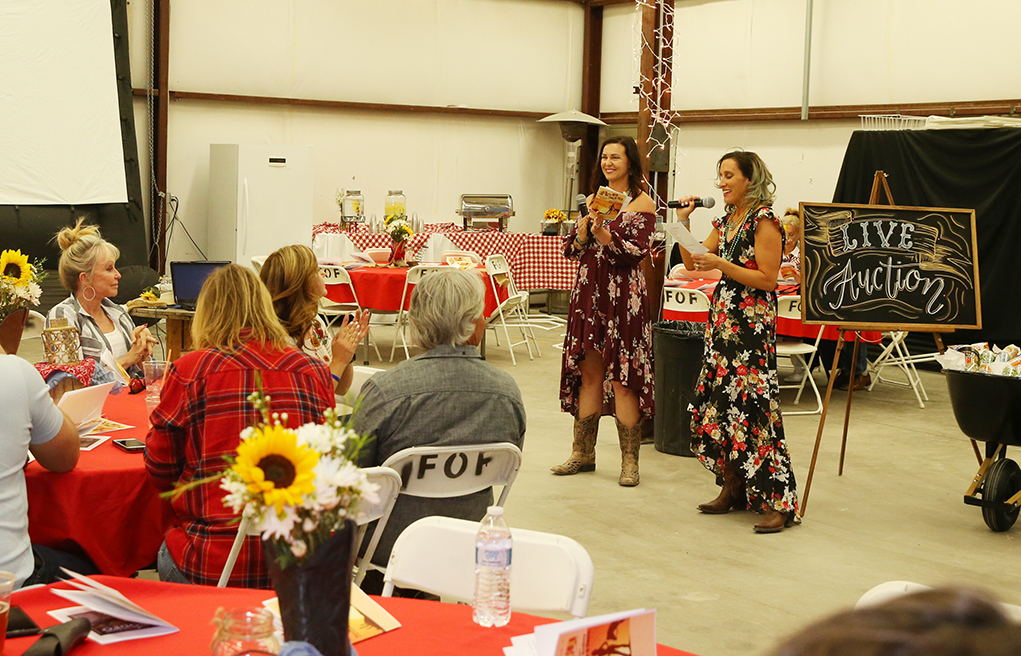 Milemarkers Therapy Hosts Boot Scootin’ Boogie Days