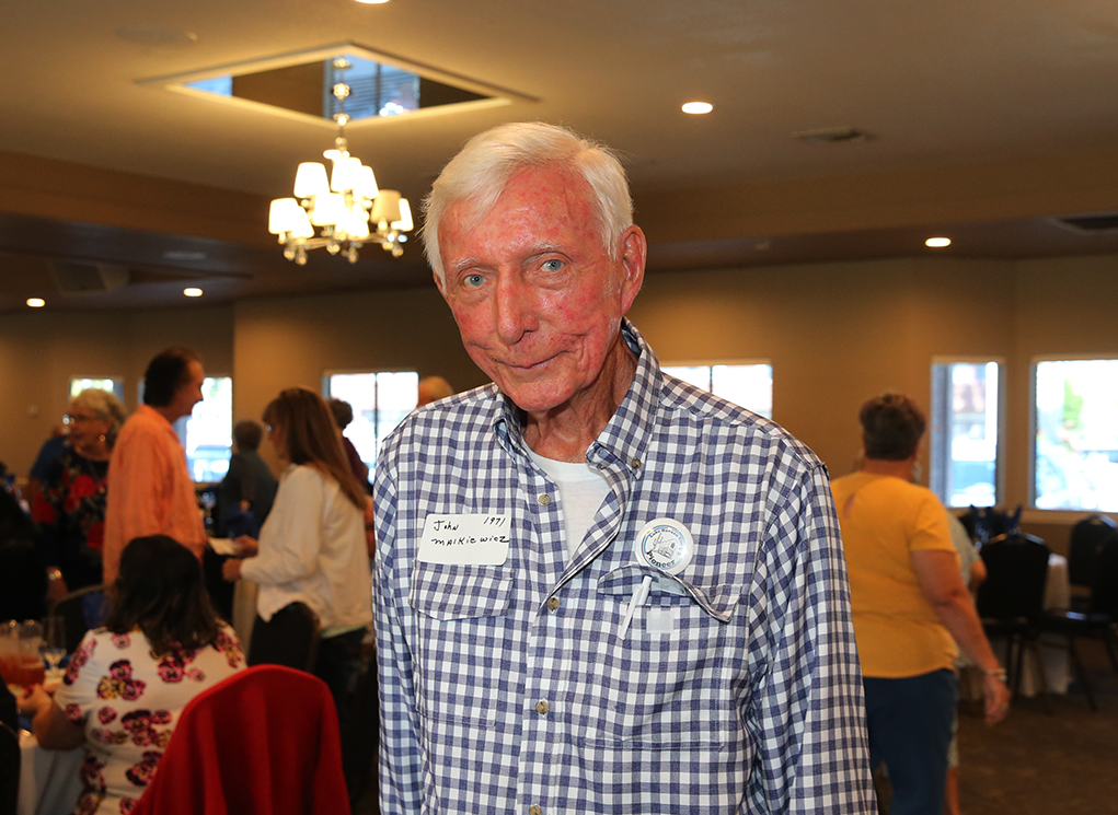 Pioneer Remembers His Early Days In Lake Havasu City