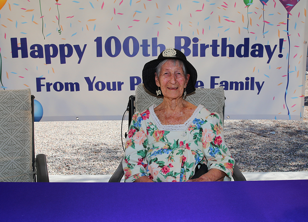 Roz Naylor 100th birthday Lake Havasu News Photos 