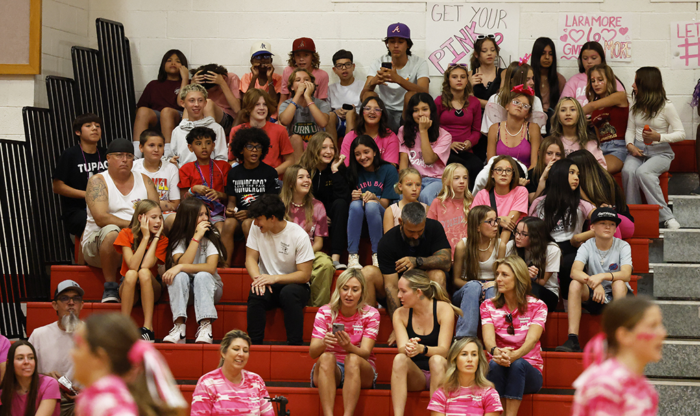 Thunderbolt Middle school volleyball and football Lake Havasu 