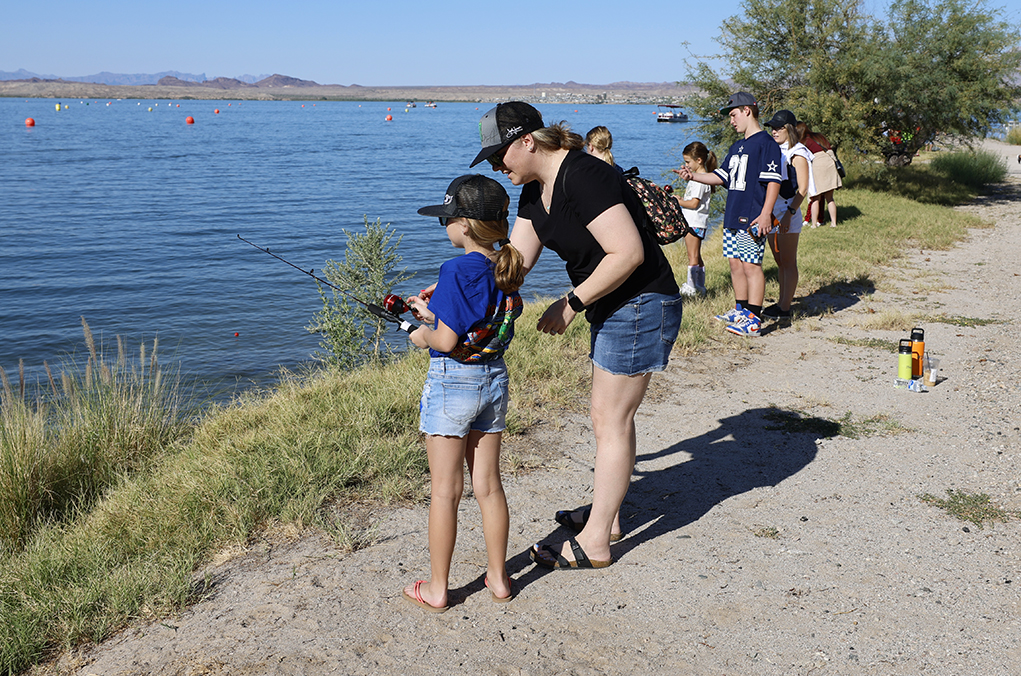 RiverScene Magazine  Kids Learn How To Fish At Lake Havasu Clinic