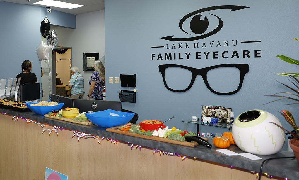 Lake Havasu Family Eyecare ribbon cutting