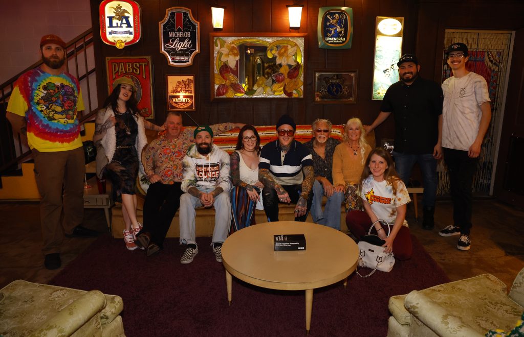 There’s A New Vibe In Havasu At The Lighthouse Lounge