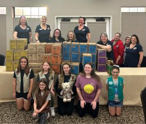 Lake Havasu Girl Scout Donate Cookies To Military Moms