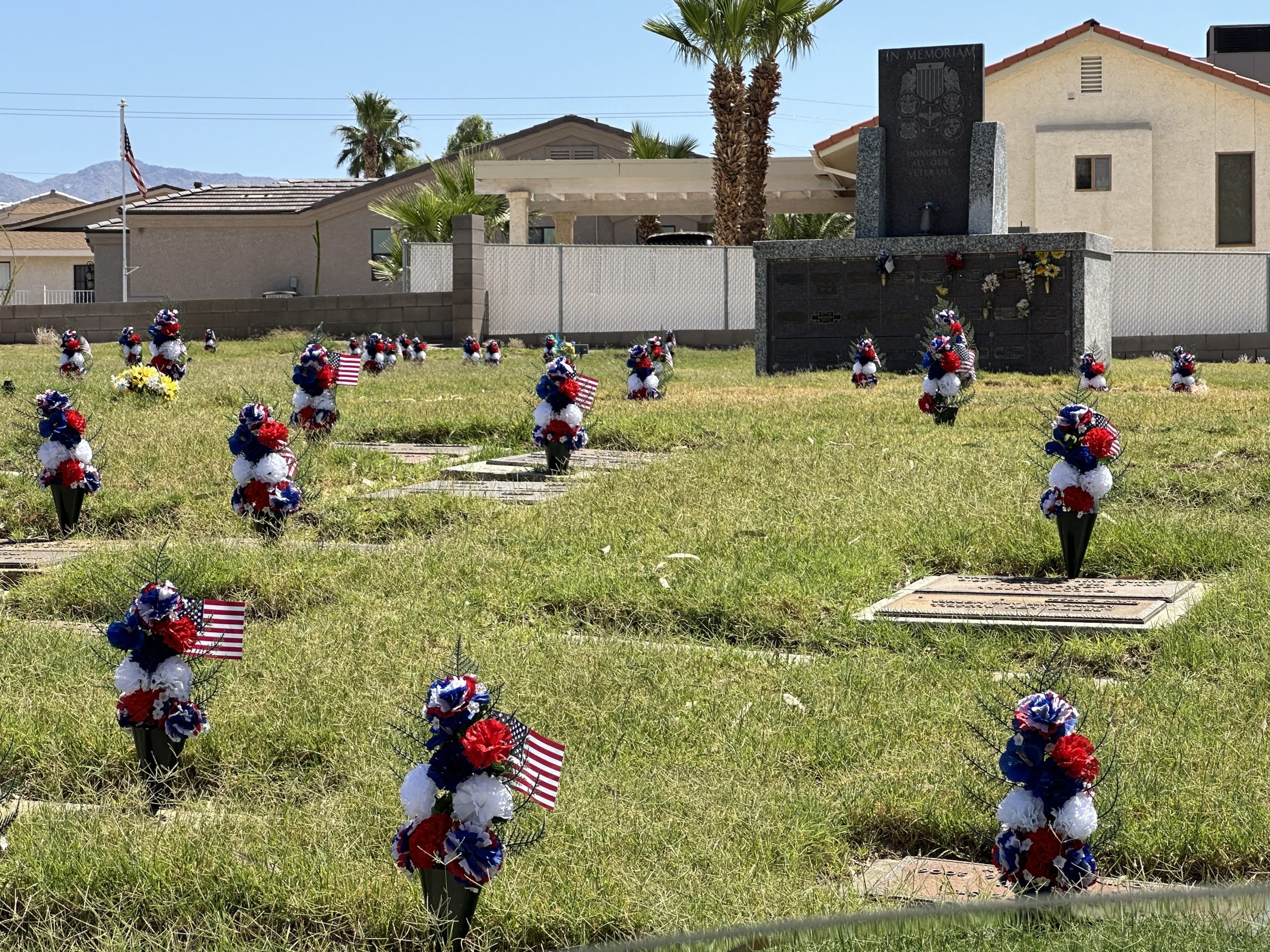 Floral Arrangements Placed On Veterans’ Graves Thursday