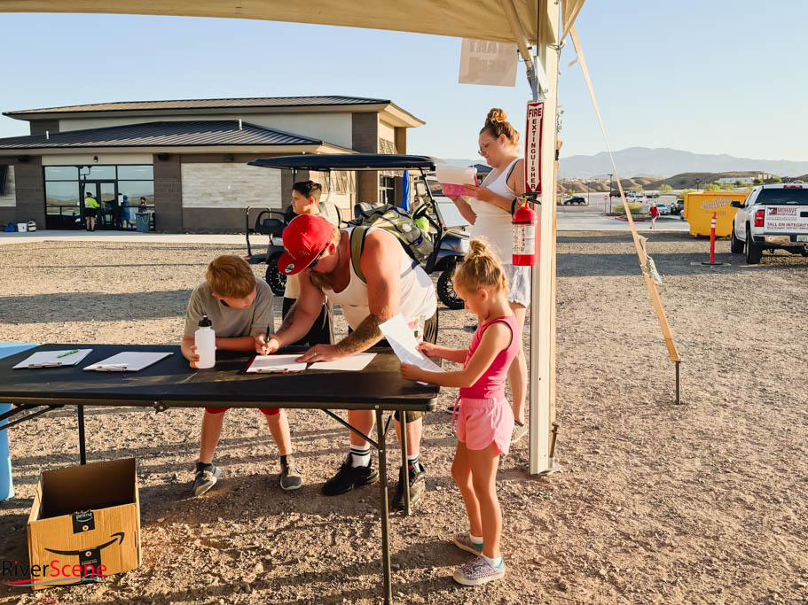 Lake Clean Up Day / Lake Havasu Marine Association