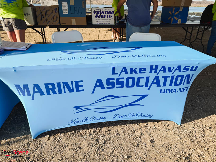 Lake Clean Up Day / Lake Havasu Marine Association