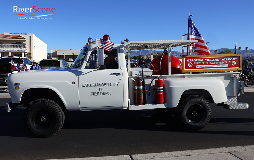 Veterans Day parade Lake Havasu RiverScene Jillian Danielson/RiverScene