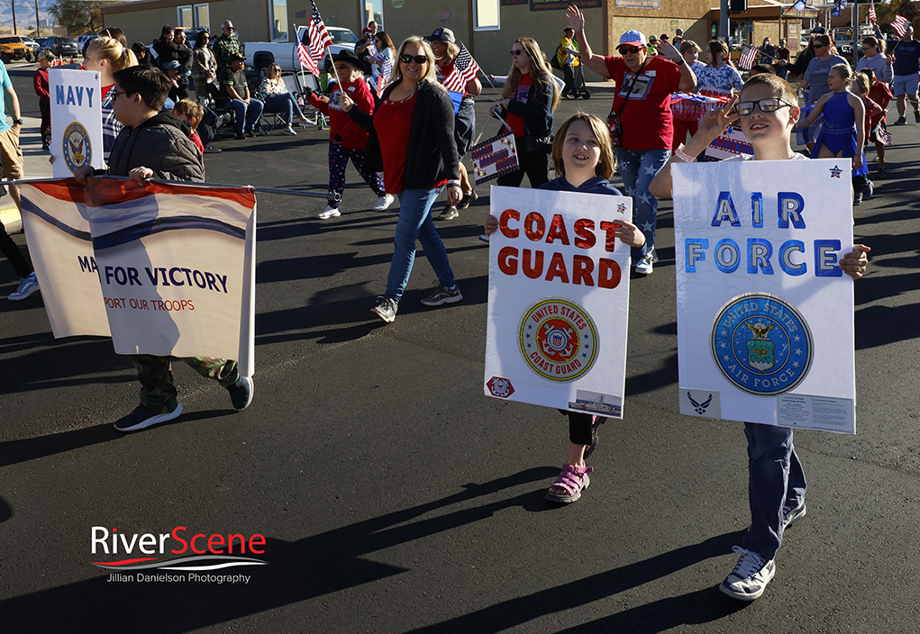 Veterans Day parade Lake Havasu RiverScene Jillian Danielson/RiverScene