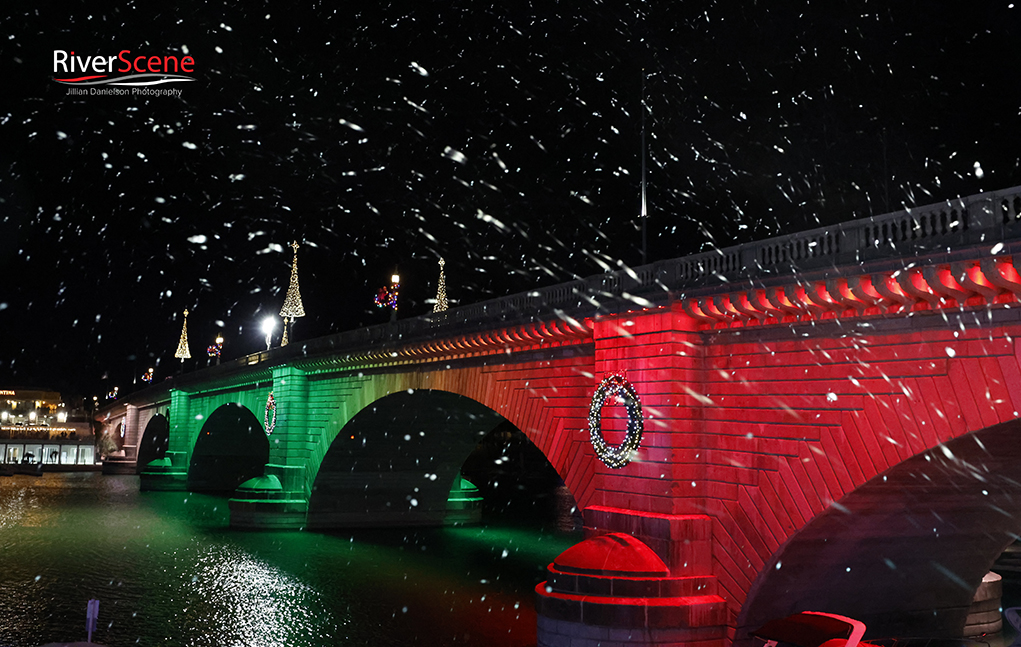 RiverScene Magazine London Bridge Lighting Festival of Lights London Bridge Resort Lake Havasu City Swim across the channel Bridgewater Channel