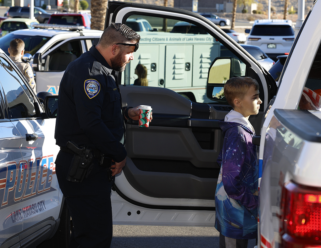 Shop with a Cop Lake Havasu City RiverScene Magazine 