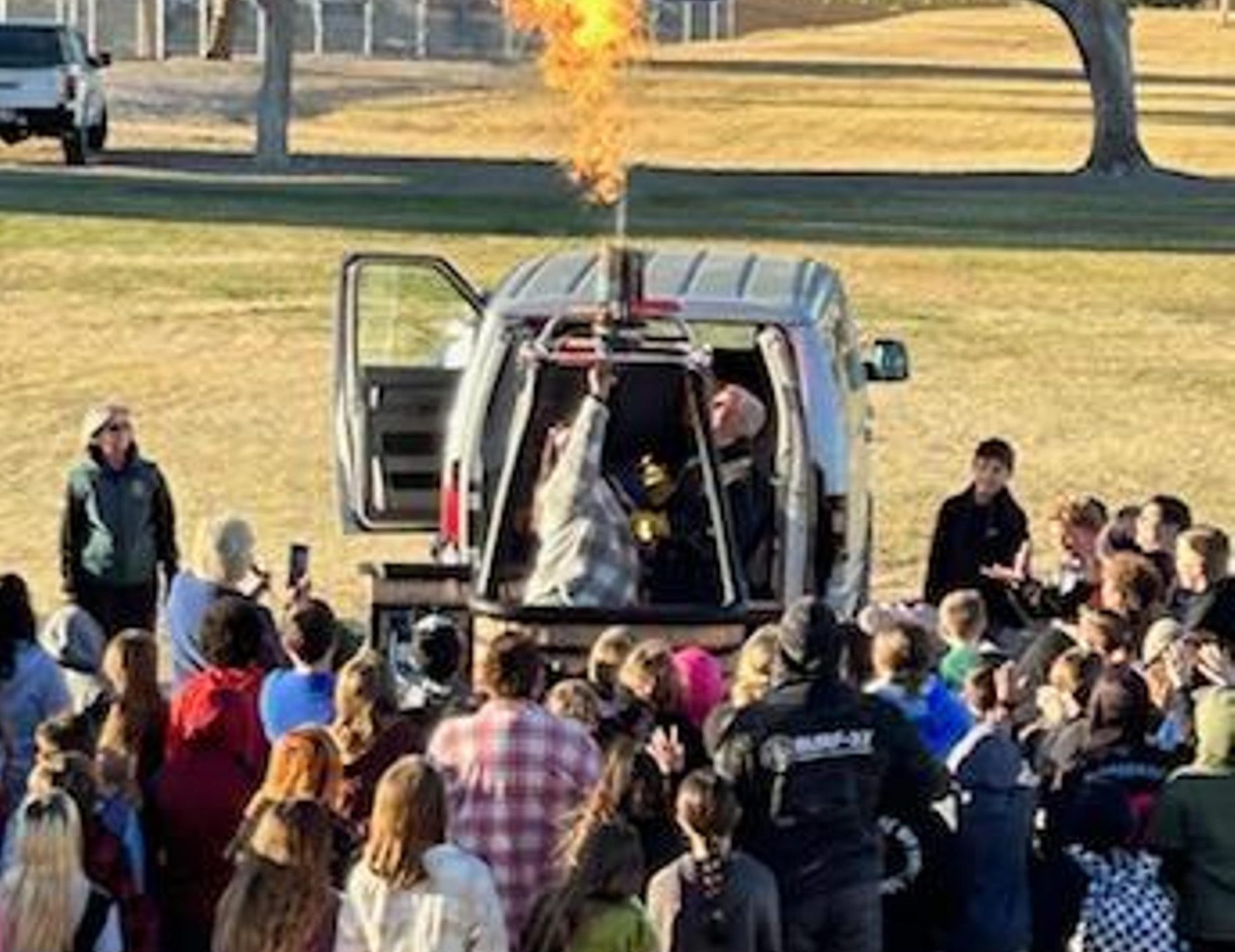 Hot Air Balloon Pilots Visit Starline Elementary And Surrounding Schools