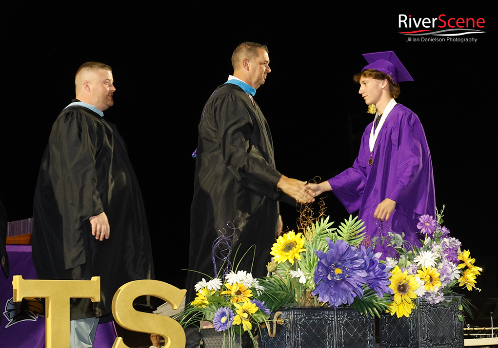 LHHS RiverScene Magazine Lake Havasu Class of 2025 events