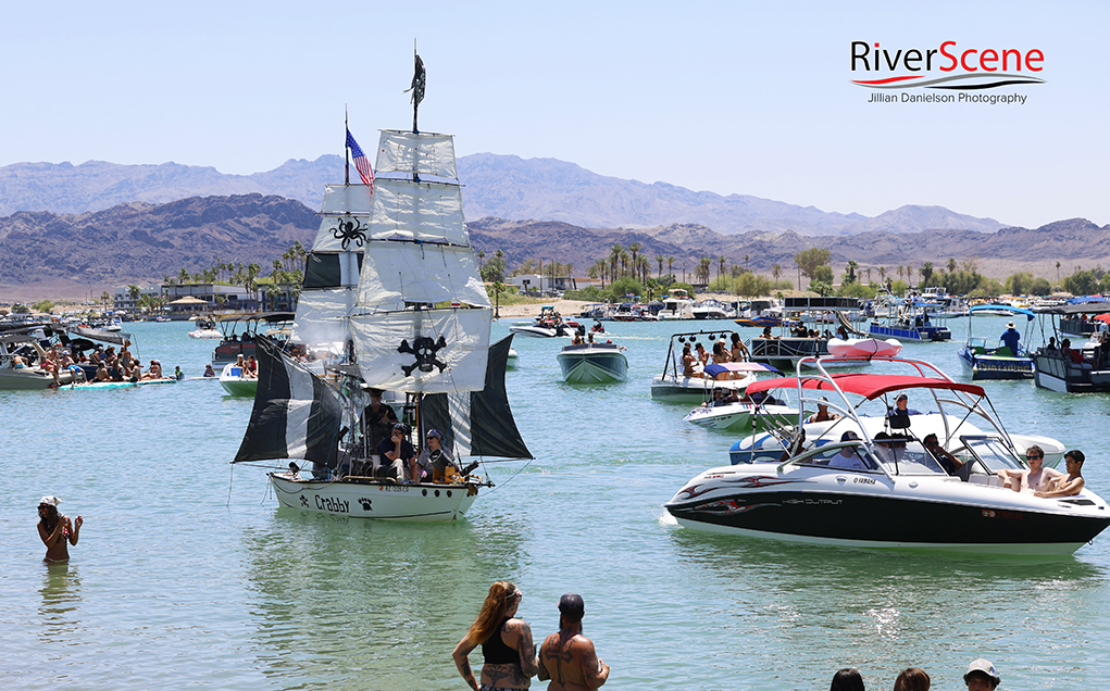 Memorial Weekend Bridgewater Channel Lake Havasu Bridgewater Channel Events RiverScene Magazine Jillian Danielson Photography London Bridge