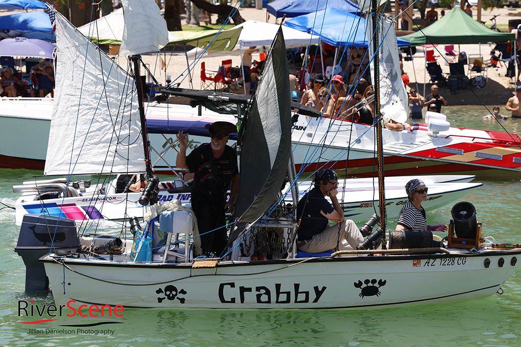 Memorial Weekend Bridgewater Channel Lake Havasu Bridgewater Channel Events RiverScene Magazine Jillian Danielson Photography London Bridge