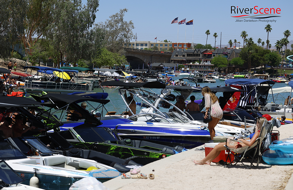 Memorial Weekend Bridgewater Channel Lake Havasu Bridgewater Channel Events RiverScene Magazine Jillian Danielson Photography London Bridge