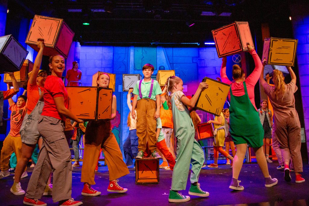 Cast of Dare to Dream Jr.