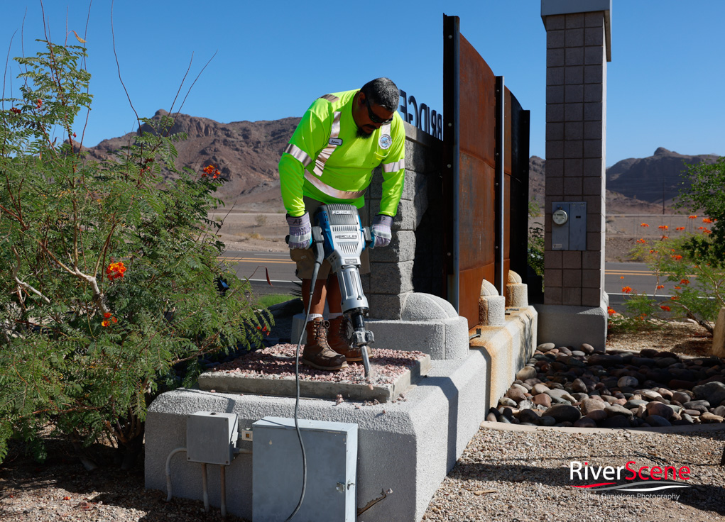 Lake Havasu City London Bridge Welcome Sign RiverScene Magazine Jillian Danielson Photography