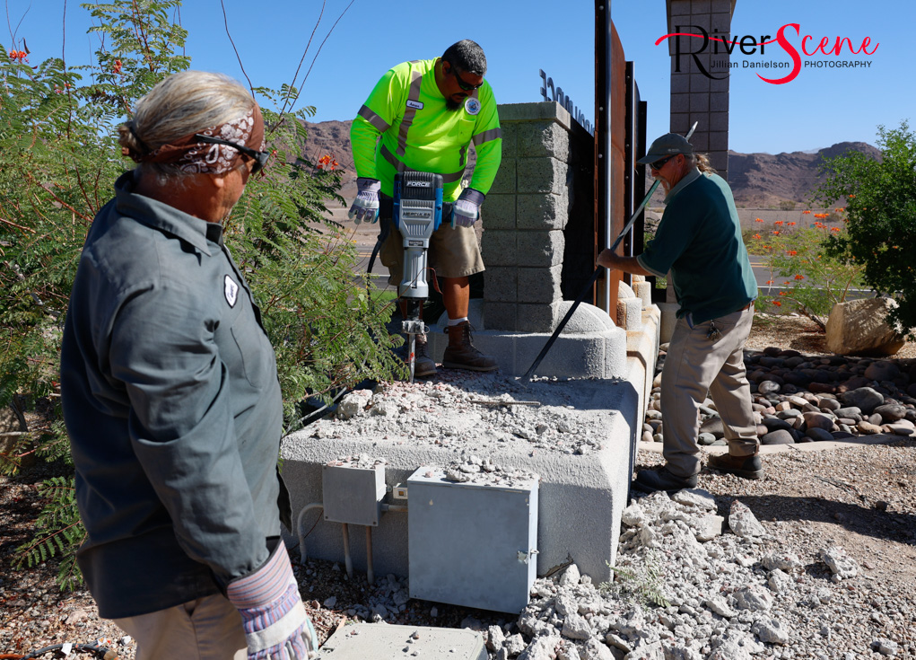 Lake Havasu City London Bridge Welcome Sign RiverScene Magazine Jillian Danielson Photography