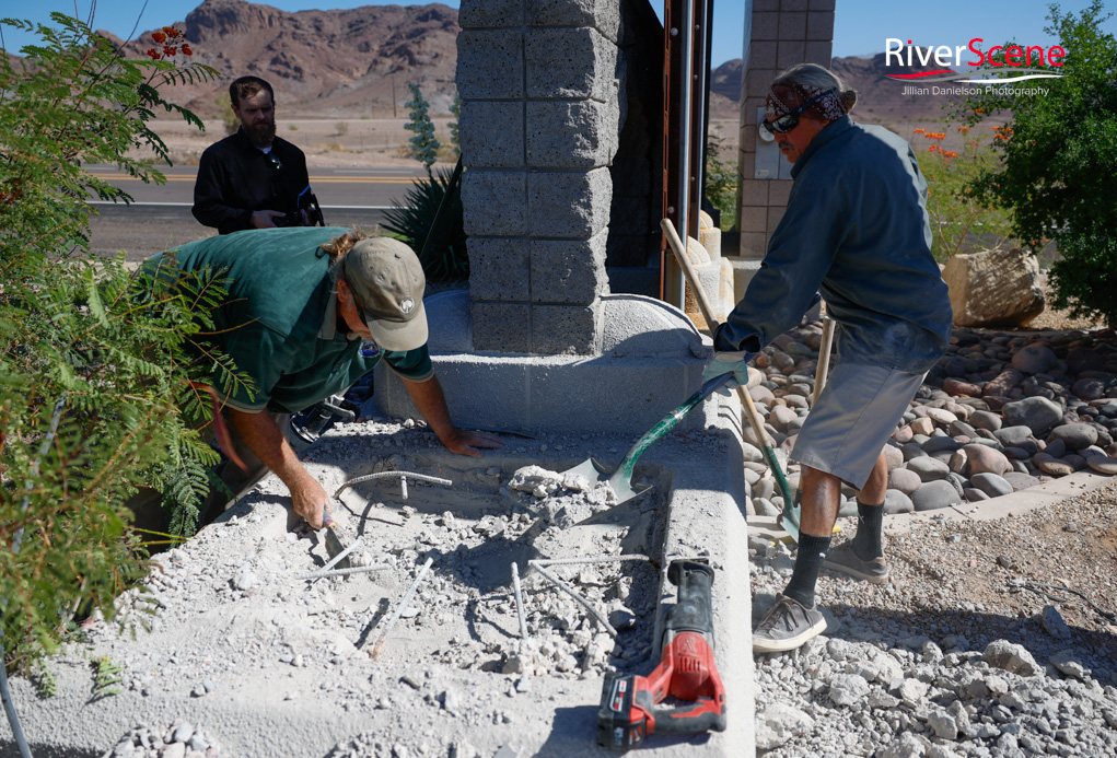 Lake Havasu City London Bridge Welcome Sign RiverScene Magazine Jillian Danielson Photography