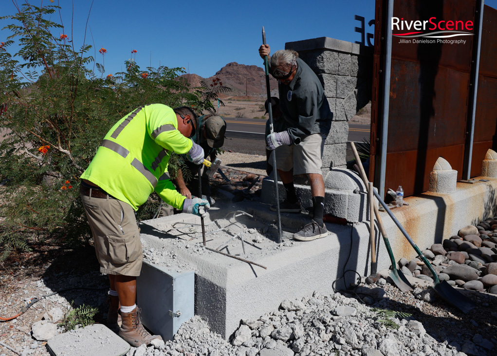 Lake Havasu City London Bridge Welcome Sign RiverScene Magazine Jillian Danielson Photography