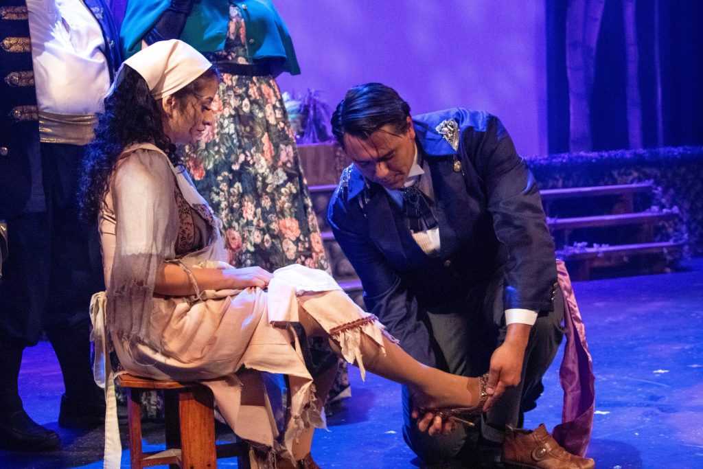 Marcelo Mercado as Cinderella's Prince and Betsy Heredia as Cinderella in Into the Woods