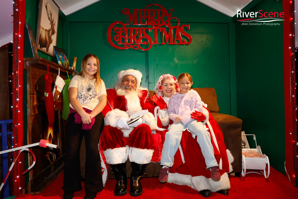 London Bridge Festival of Lights Lake Havasu Kokomo Swim Across the channel RiverScene Magazine 