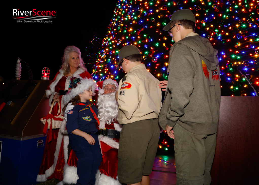 Wheeler Park Lake Havasu Christmas Tree Lighting RiverScene 