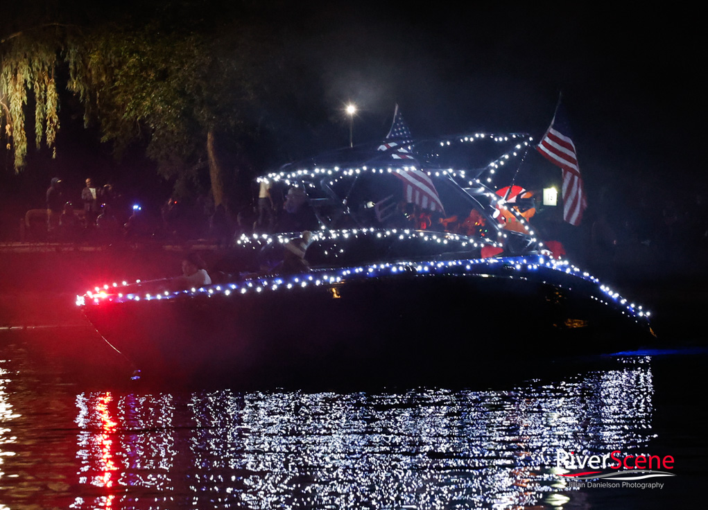 RiverScene Magazine Lake Havasu Boat Parade of Lights