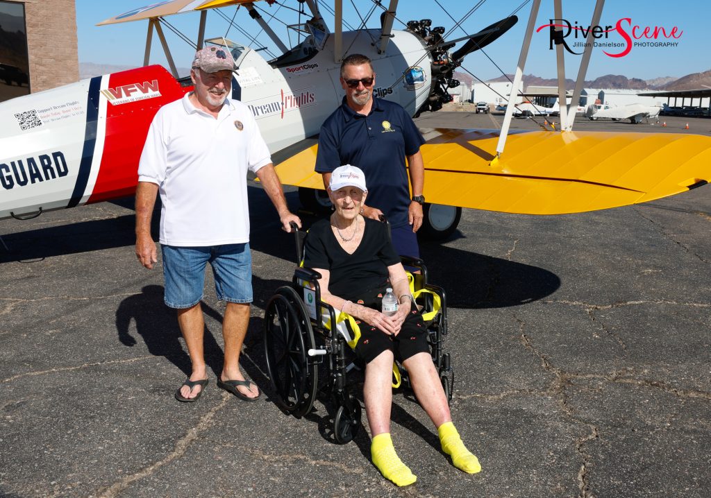 Jillian Danielson Photography RiverScene Magazine Vista Pointe Roz Naylor Veteran Lake Havasu Airport Velocity Team