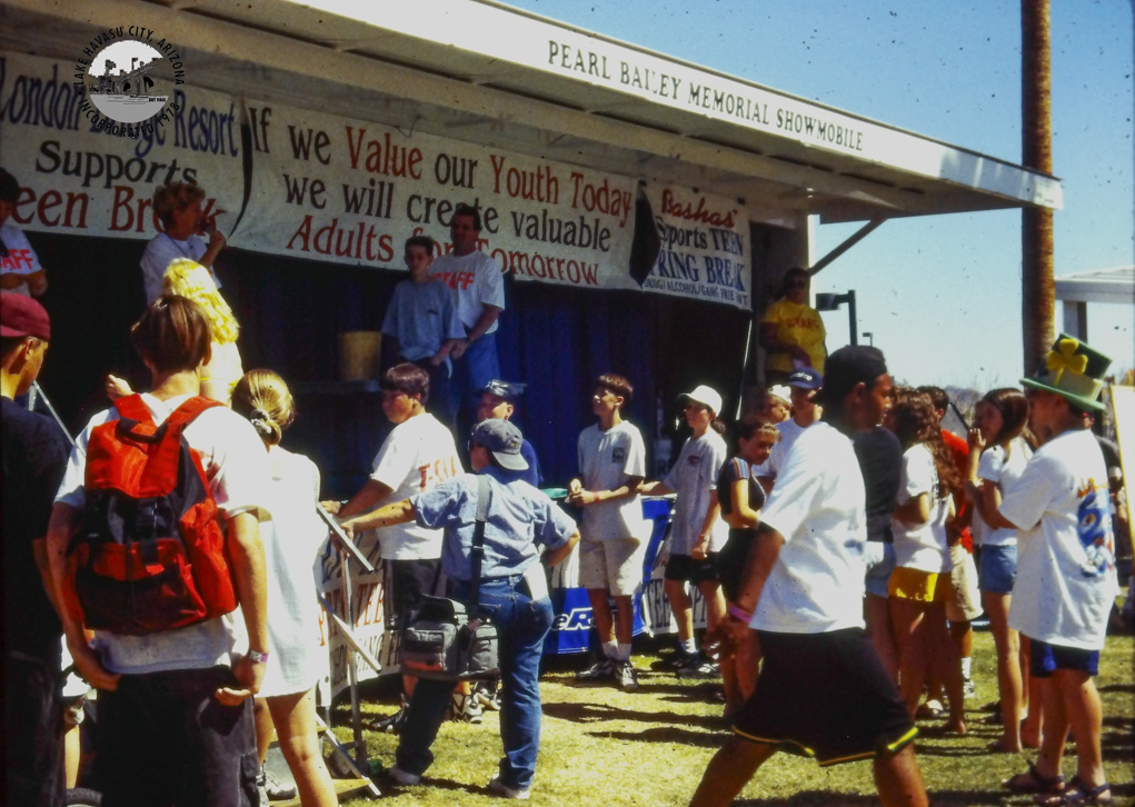 Teen Break Lake Havasu City RiverScene Magazine 1990s 