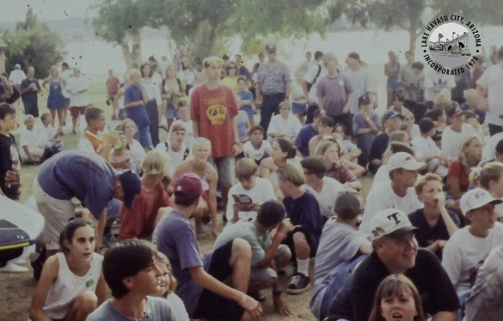 Teen Break Lake Havasu City RiverScene Magazine 1990s 