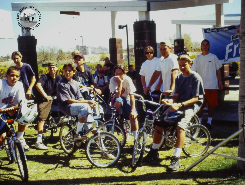 Teen Break Lake Havasu City RiverScene Magazine 1990s 