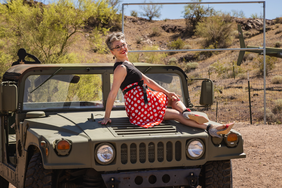 Pinups Strut Their Stuff At Bunker Bar For Good Cause