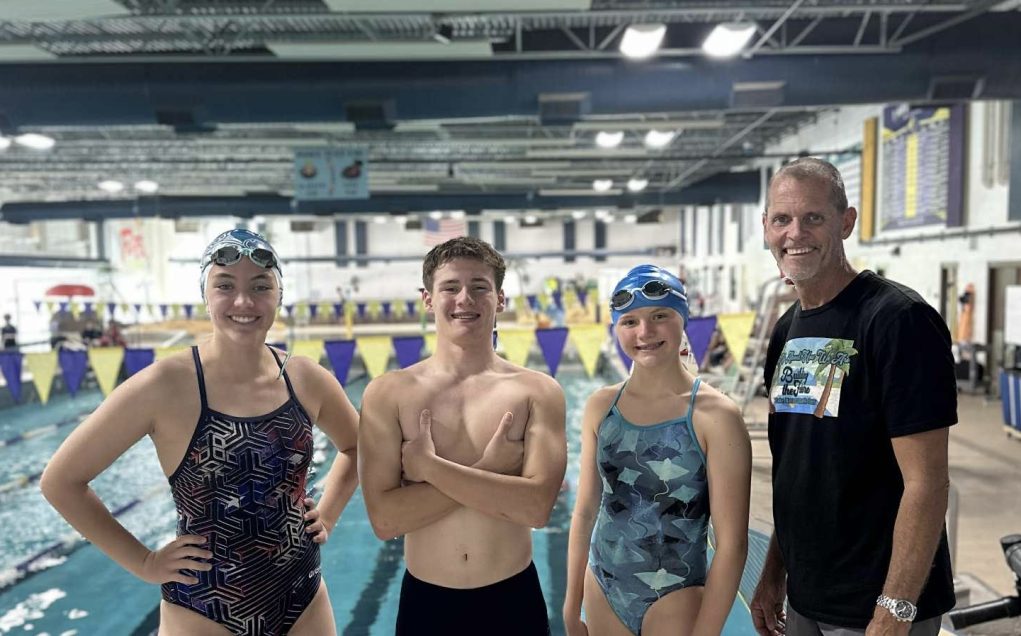 Havasu Stingrays Raise Funds For Team Expenses