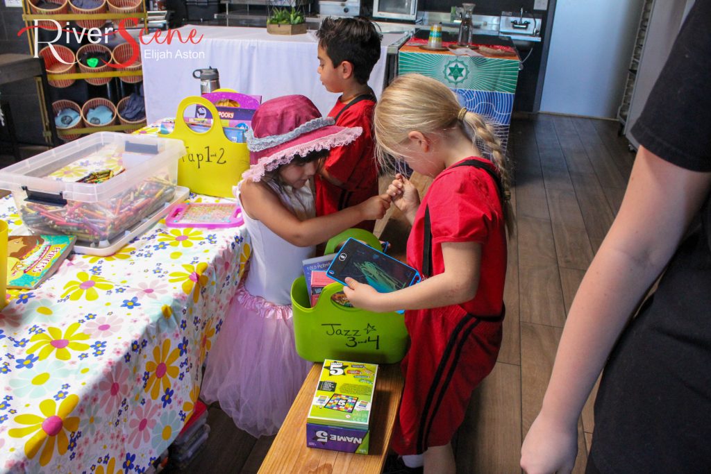Grace Arts Live's Summer Workshop performs "Alice in Wonderland"