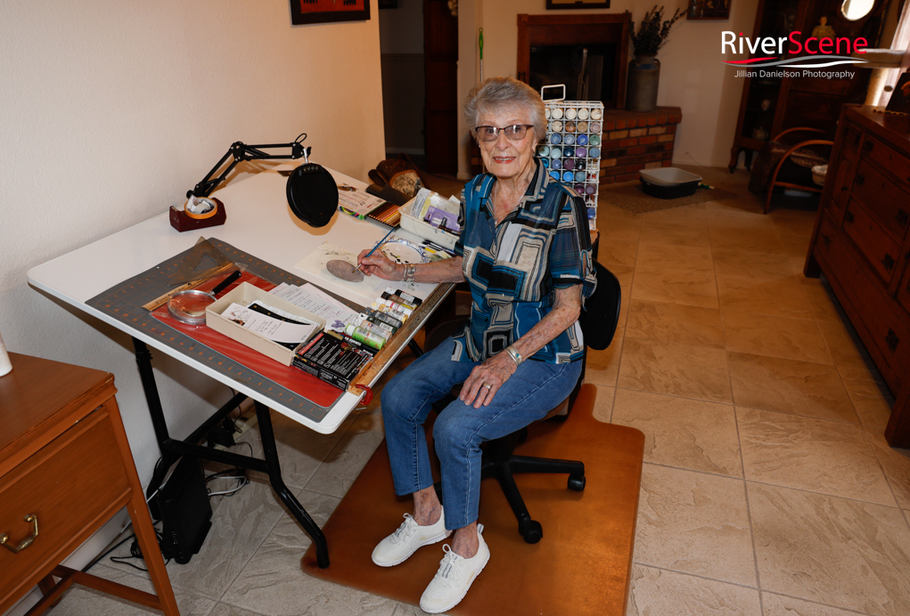 99-Year-Old Havasu Woman Paints Memorial Pet Portraits On Rocks For The Community